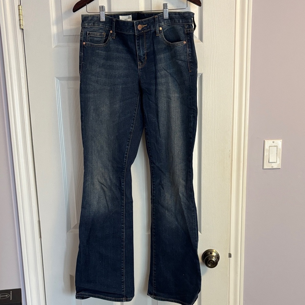 Gap 1969 women’s Medium Wash Curvy Boot Cut Jeans 30R